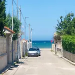 Relax House